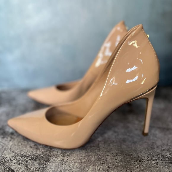 Ted Baker Shoes - Ted Baker Nude Patent classic pumps heels